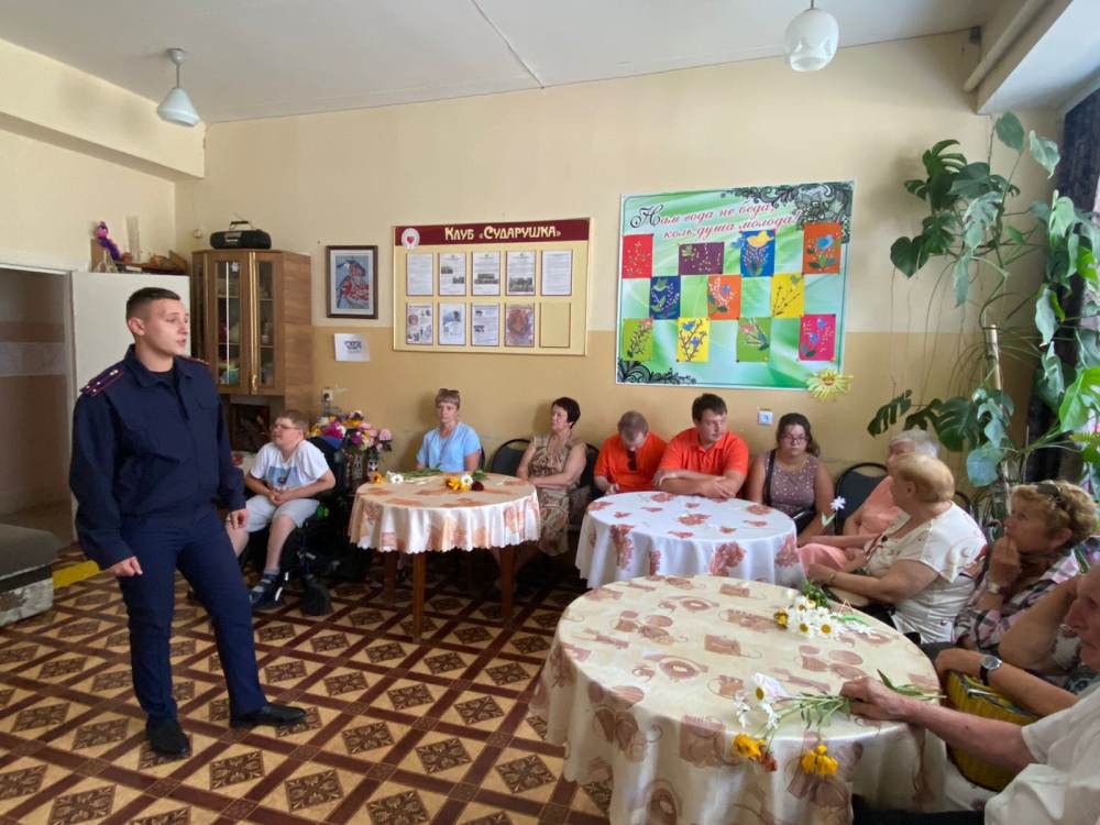 В Унечском районе провели мероприятия недели правовой помощи по вопросам защиты интересов семьи