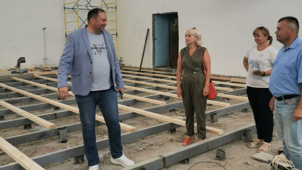 Капремонт спортивной школы в Дубровке ведется по графику