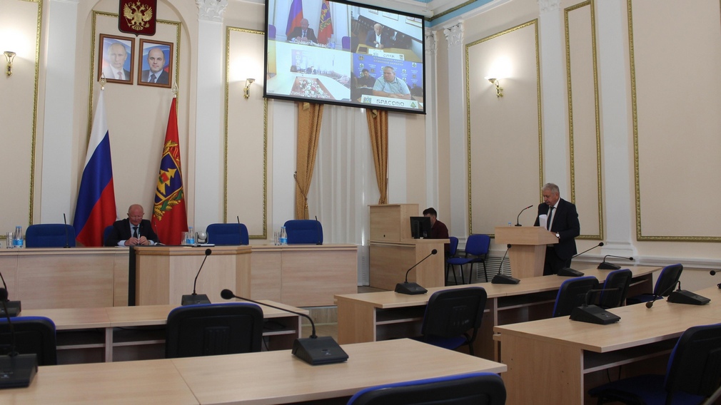 В правительстве Брянской области обсудили ход уборочной кампании