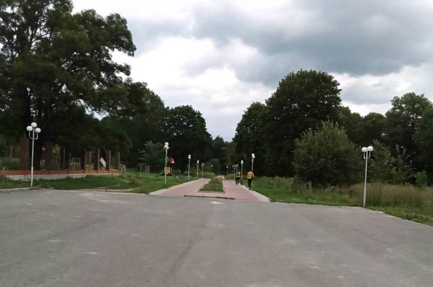 В Дятьково Брянской области продолжается благоустройство парка
