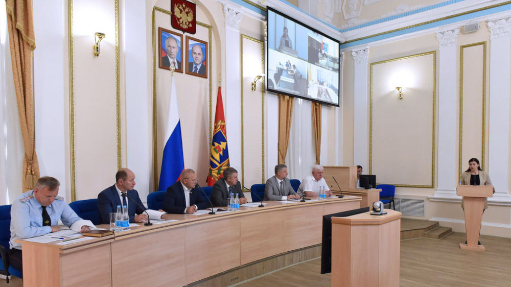 Губернатор Александр Богомаз провел заседание координационного совещания по обеспечению правопорядка