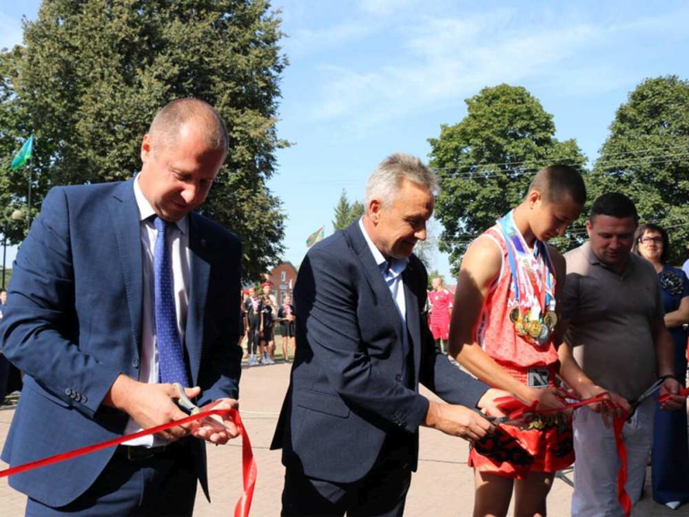 В Комаричах торжественно открыли современный Зал единоборств