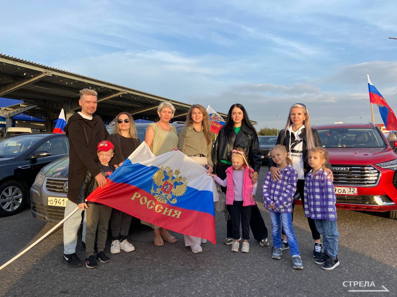 В Брянске состоялся патриотический автопробег в честь второй годовщины воссоединения новых регионов с Россией