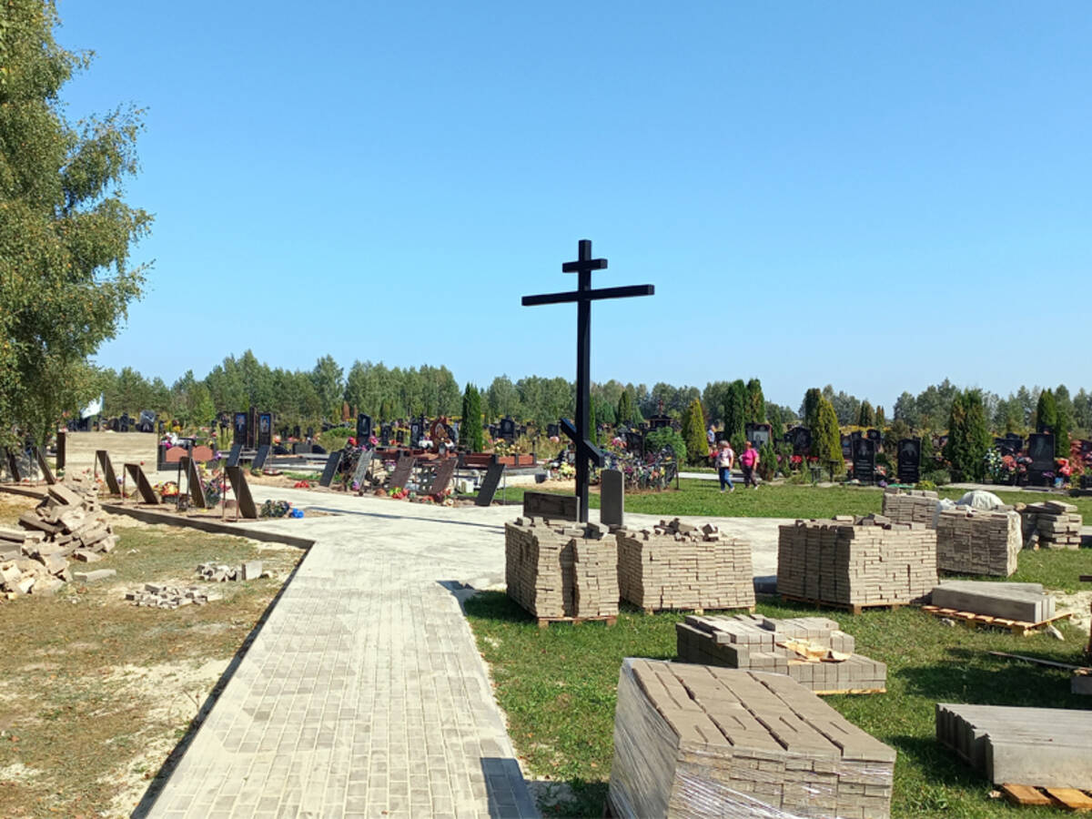 В Жуковке благоустраивают памятное место