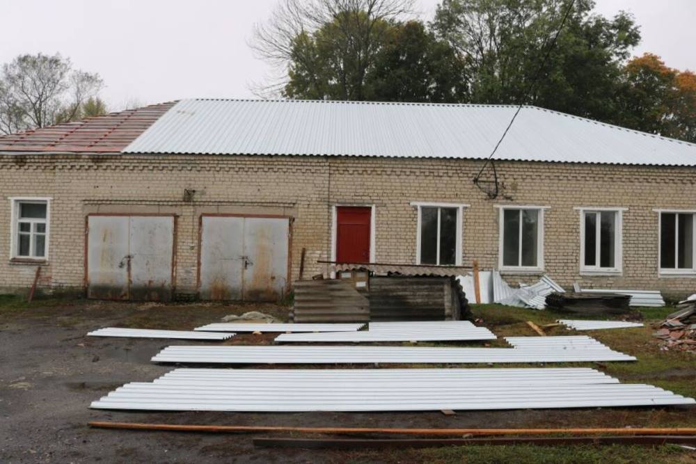 В Комаричской ЦРБ продолжаются работы по обновлению пищеблока