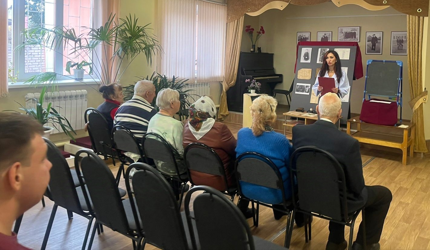 В Унечском краеведческом музее состоялось мероприятие «Урок в старой гимназии»