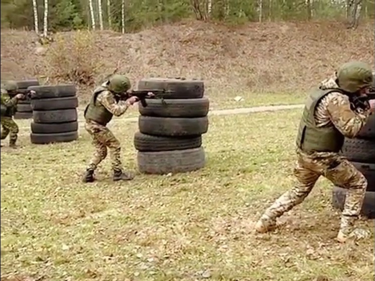 Бойцы подразделения «БАРС-Брянск» уже приступили к тренировкам на полигоне