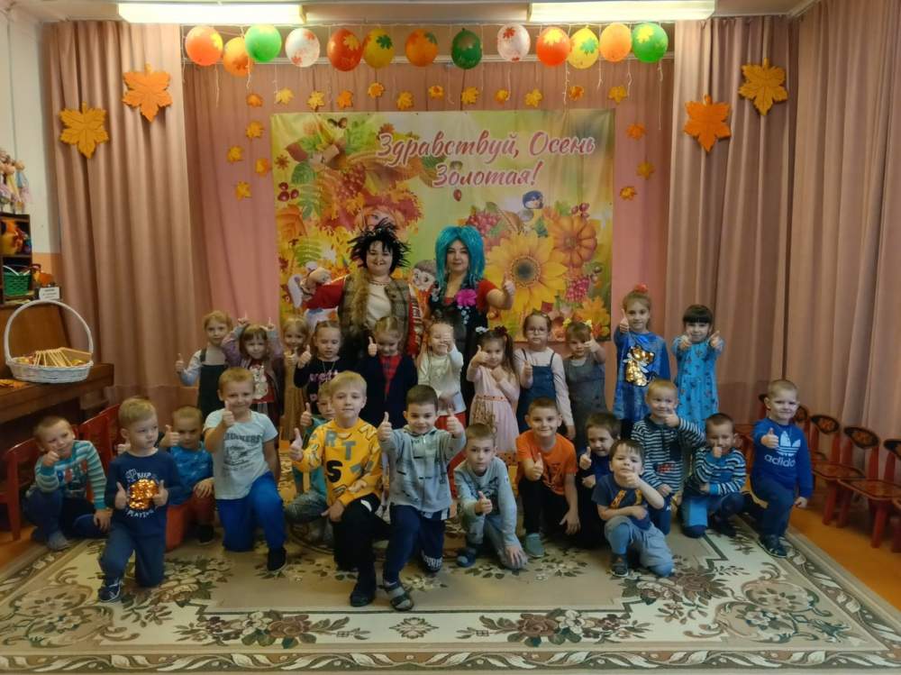 В Унече для воспитанников д/с «Берёзка» провели праздничную программу «Папа, мама, я – счастливая семья»