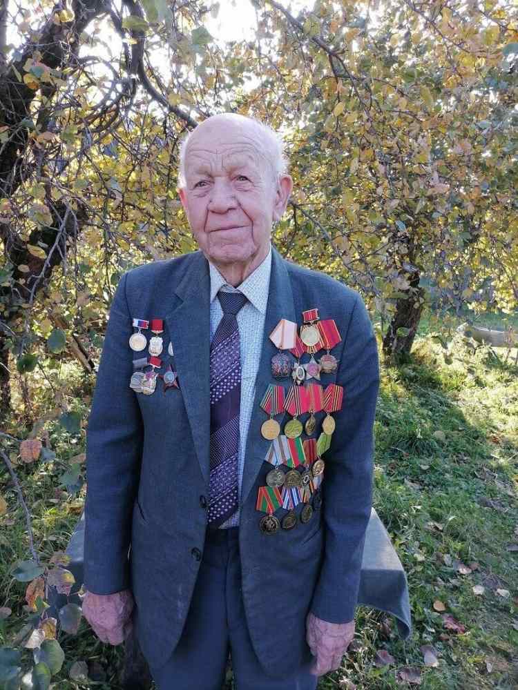 Почётного гражданина Унечского района Алексея Ивановича Ковалева поздравили с 97-летием