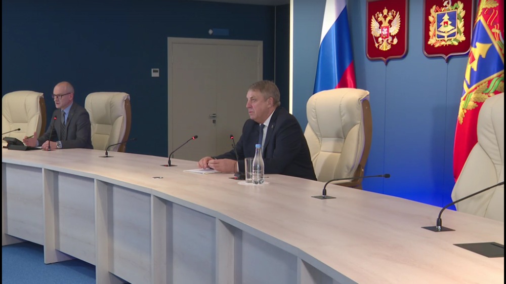 Началась Прямая линия — 2024 с брянским губернатором Александром Богомазом