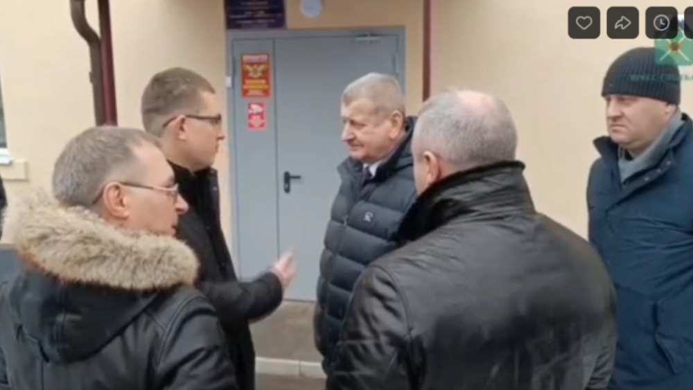 Специалисты из Брянской области продолжат работать в Брянке в 2025 году