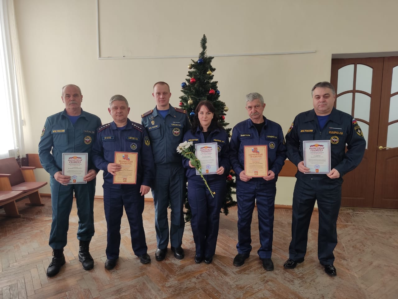 В Унече торжественно наградили лучших пожарных района