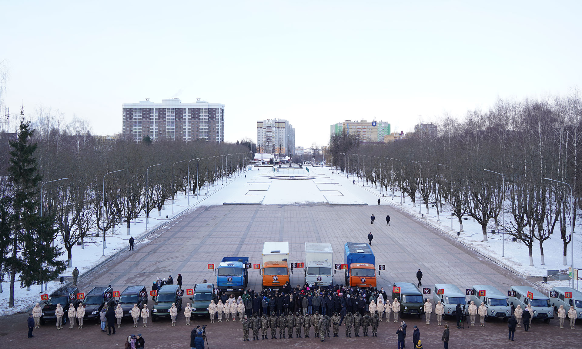 Александр Богомаз вручил партию техники бригаде «БАРС-Брянск»