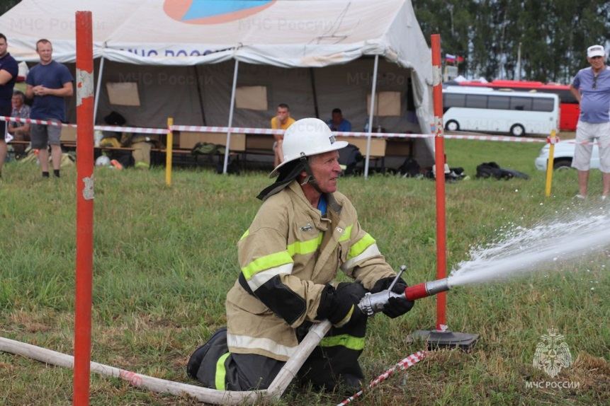 Доброволец-пожарный из Брянщины стал призером всероссийского смотра