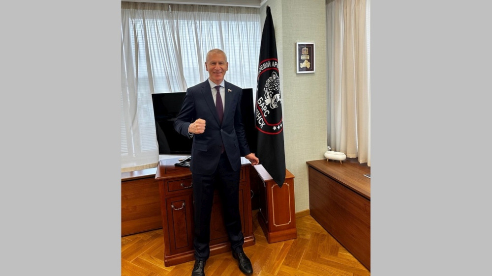 В Госдуме появилось знамя «БАРС-Брянск»