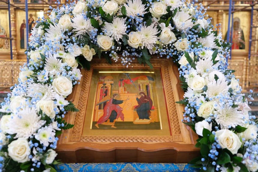 Православные брянцы отмечают великий праздник Благовещение Пресвятой Богородицы