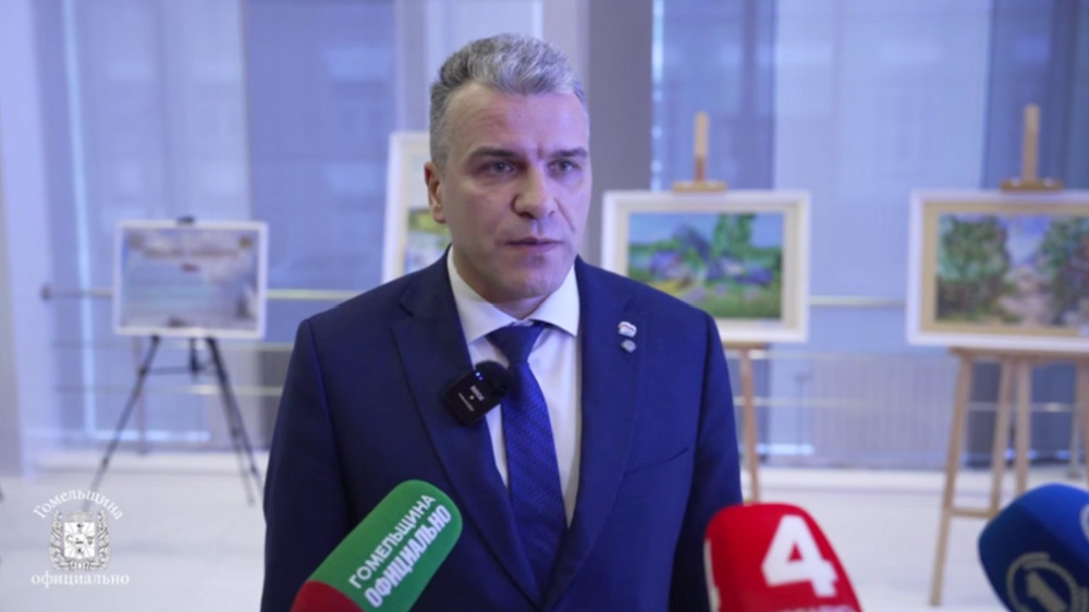 Врио заместителя губернатора Брянской области Виталий Свинцов пообщался с гомельской прессой