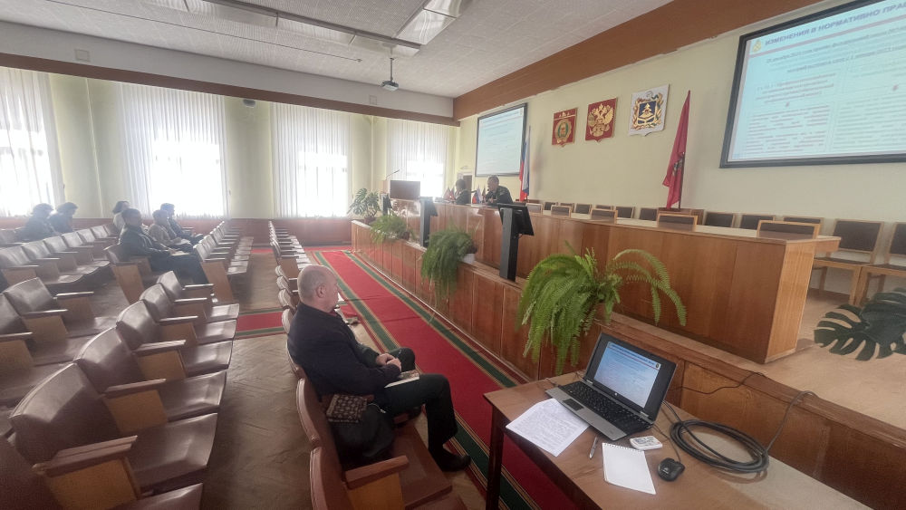 ОНДПР по Унечскому району провел Круглый стол «Открытость и прозрачность надзорной деятельности, относящейся к компетенции МЧС России