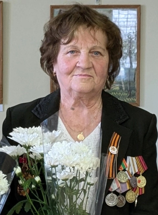 В поддержку президента России Владимира Путина и военнослужащих участников СВО высказалась жительница города Унеча Л.П. Корхова