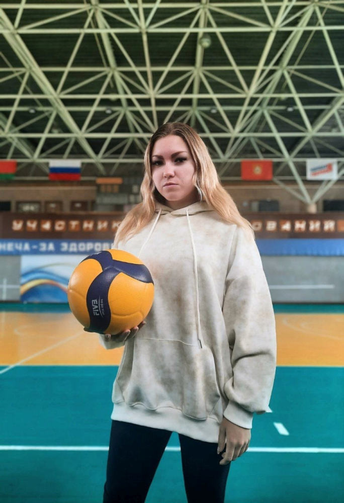 В Унечской спортшколе «Электрон» успешно трудится молодой тренер Яна Прошко