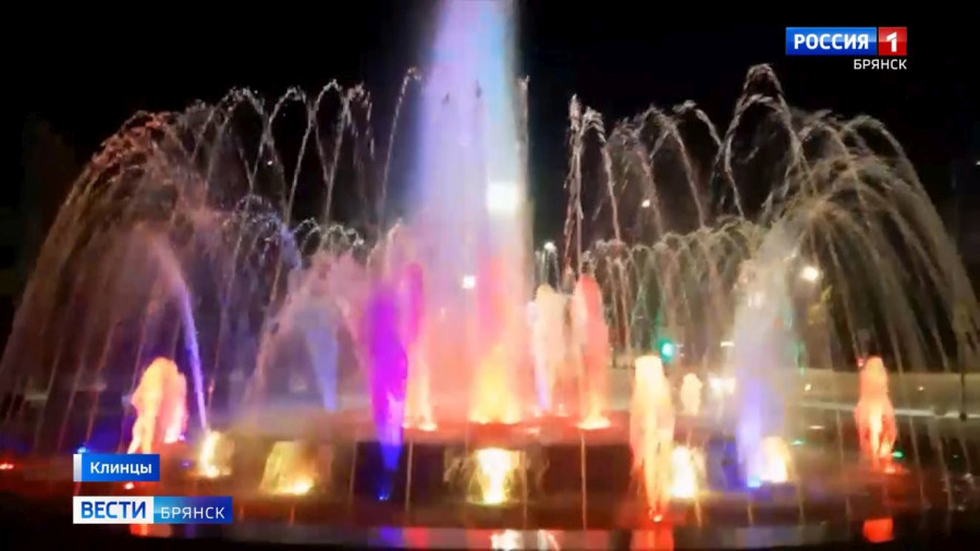 В Клинцах готовят к открытию после ремонта центральную площадь