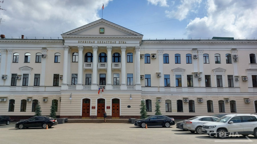 Трое сотрудников отрасли удостоены звания «Заслуженный работник лесного хозяйства Брянской области»