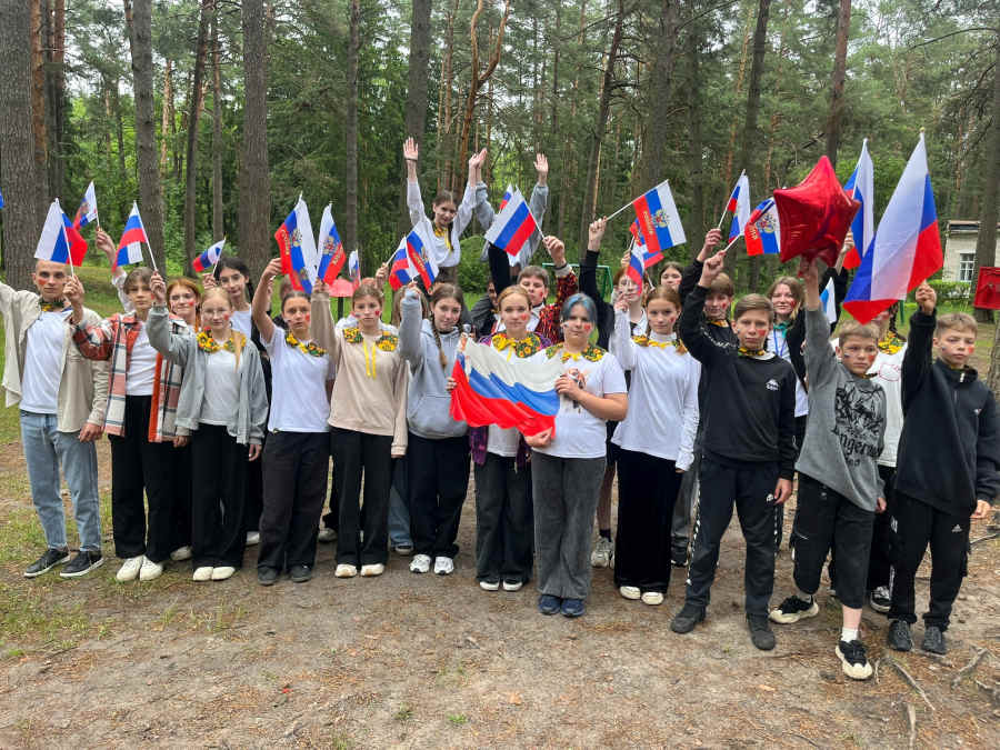 В Унечском ДОЛ «Ручеек» завершилась летняя оздоровительная лагерная кампания