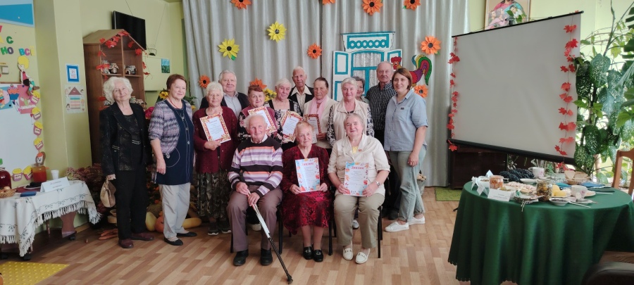 В Унече с большим успехом прошла осенняя ярмарка «Урожай добра»