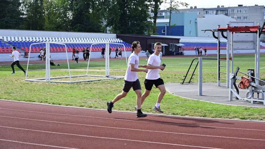 На новозыбковском стадионе «Труд» проходят тренировки, соревнования, матчи