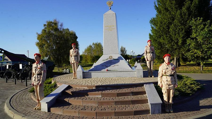 Министр строительства и ЖКХ Ирек Файзуллин в Журиничах почтил память погибших в годы ВОВ