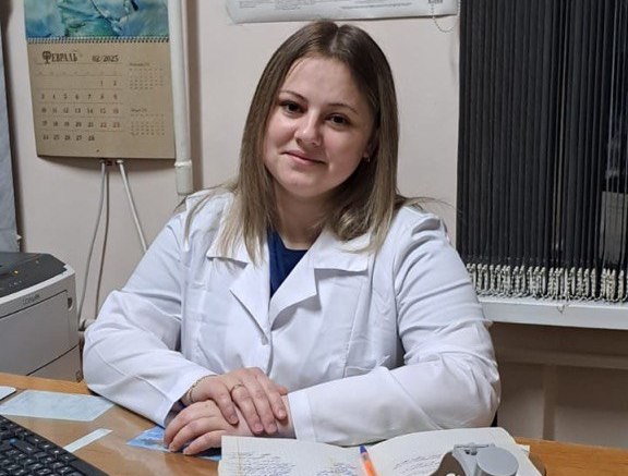 В Унечской ЦРБ приступила к работе молодой врач оториноларинголог Мария Мефедова