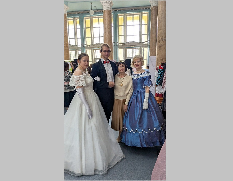 Директор Унечского краеведческого музея приняла участие в Великотопальском Румянцевском салоне