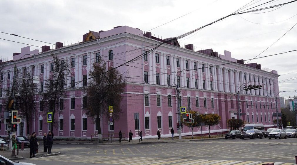 Губернатор Александр Богомаз провел очередное совещание в брянском филиале Сеченовки