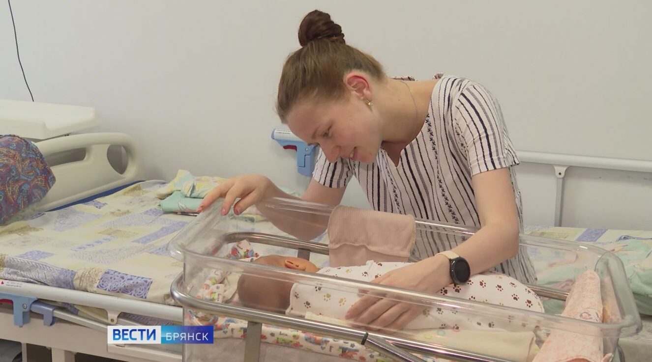 На Брянщине в 2025-ом появилось на свет около 7 000 малышей