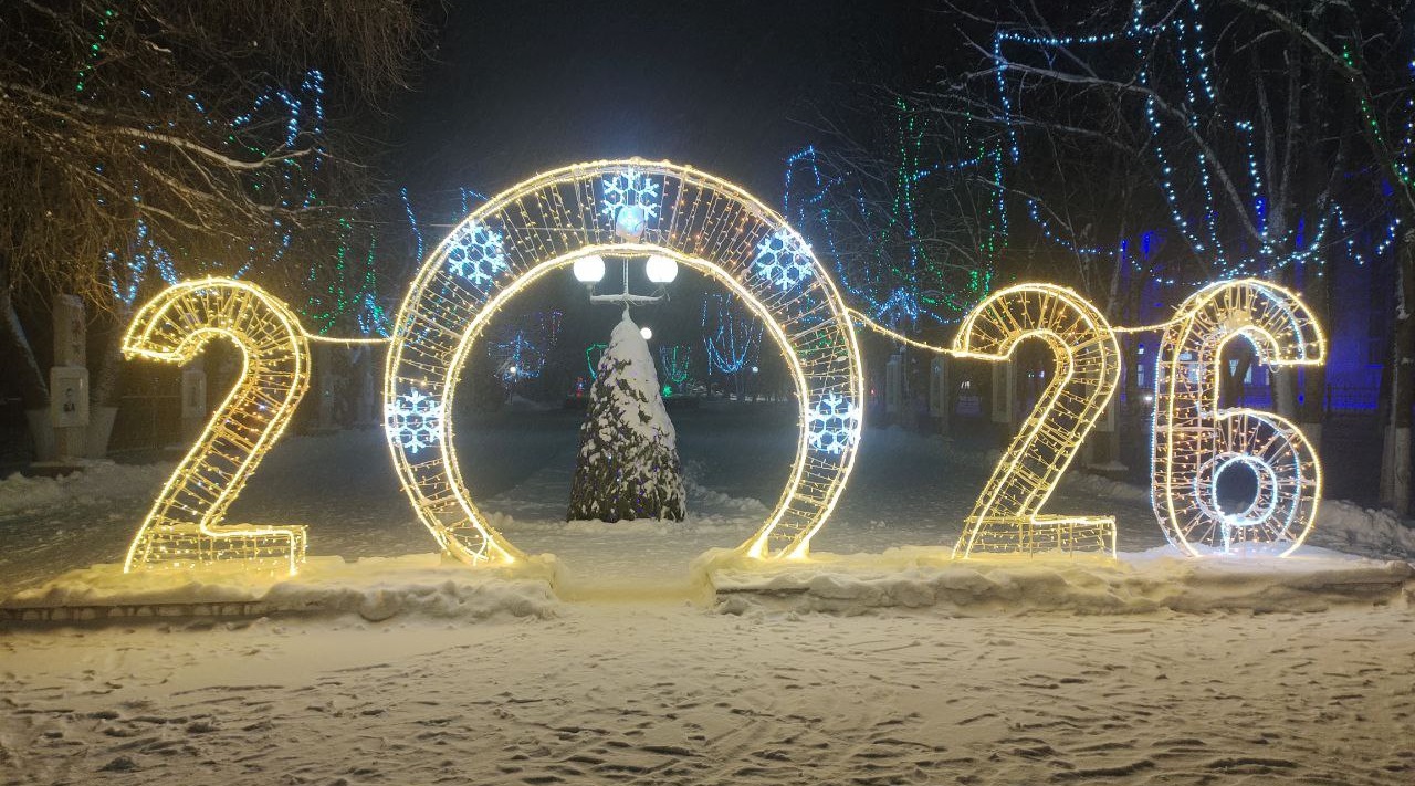 Унеча радует гостей и жителей города праздничной Новогодней атмосферой