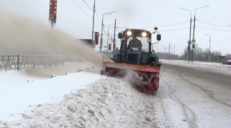 С циклоном «Фрэнсис» на брянских дорогах борются 600 единиц техники