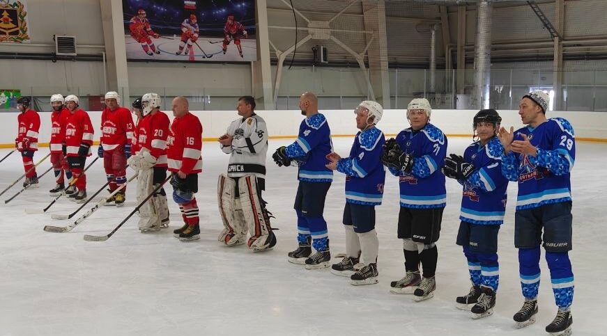 Хоккейный турнир в честь Дня защитника Отечества состоялся в Дятьково