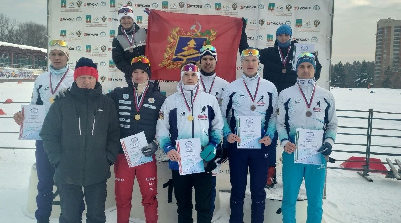 Брянские спортсмены триумфально выступили на чемпионате ЦФО по лыжным гонкам