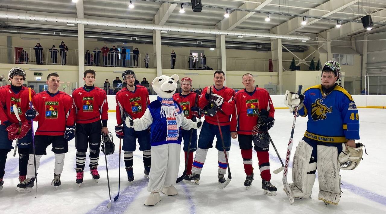 В Стародубе состоялся турнир по хоккею памяти воина-интернационалиста