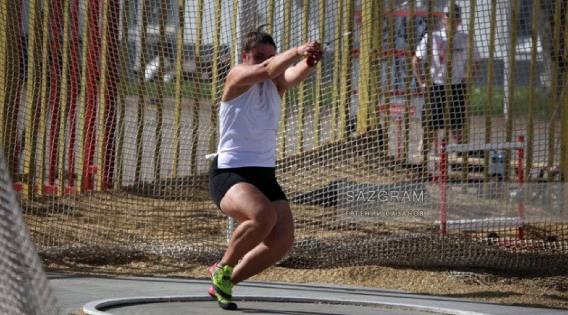 Брянская спортсменка стала золотым призером соревнований по метаниям