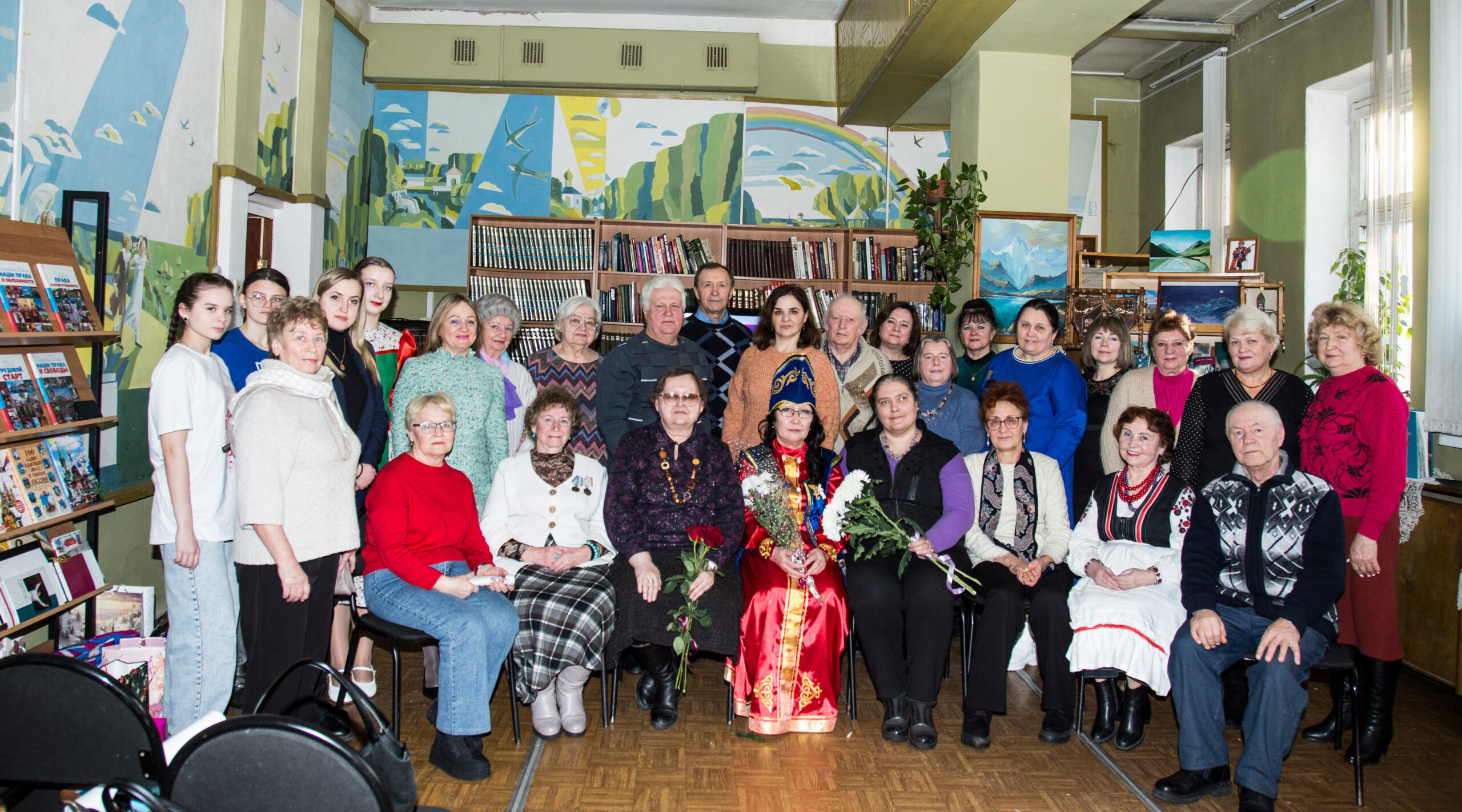 В Унечской МЦБ творческим мероприятием открыли Год единства народов России