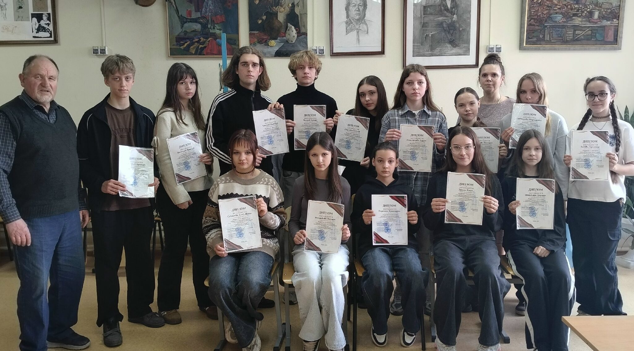 В Унече учащимся ДХШ им. Саханова вручили награды конкурса «Салтановский прорыв»