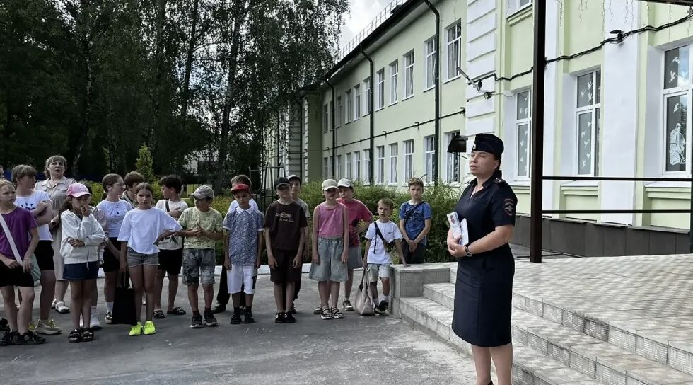 Транспортная полиция Унечи напомнила школьникам о смертельных рисках на железной дороге