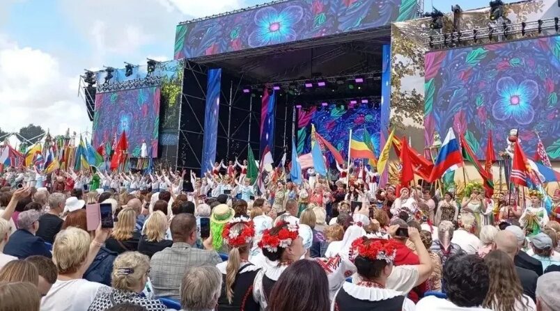 Народные мастера Брянщины приняли участие в белорусском празднике «Купалье»