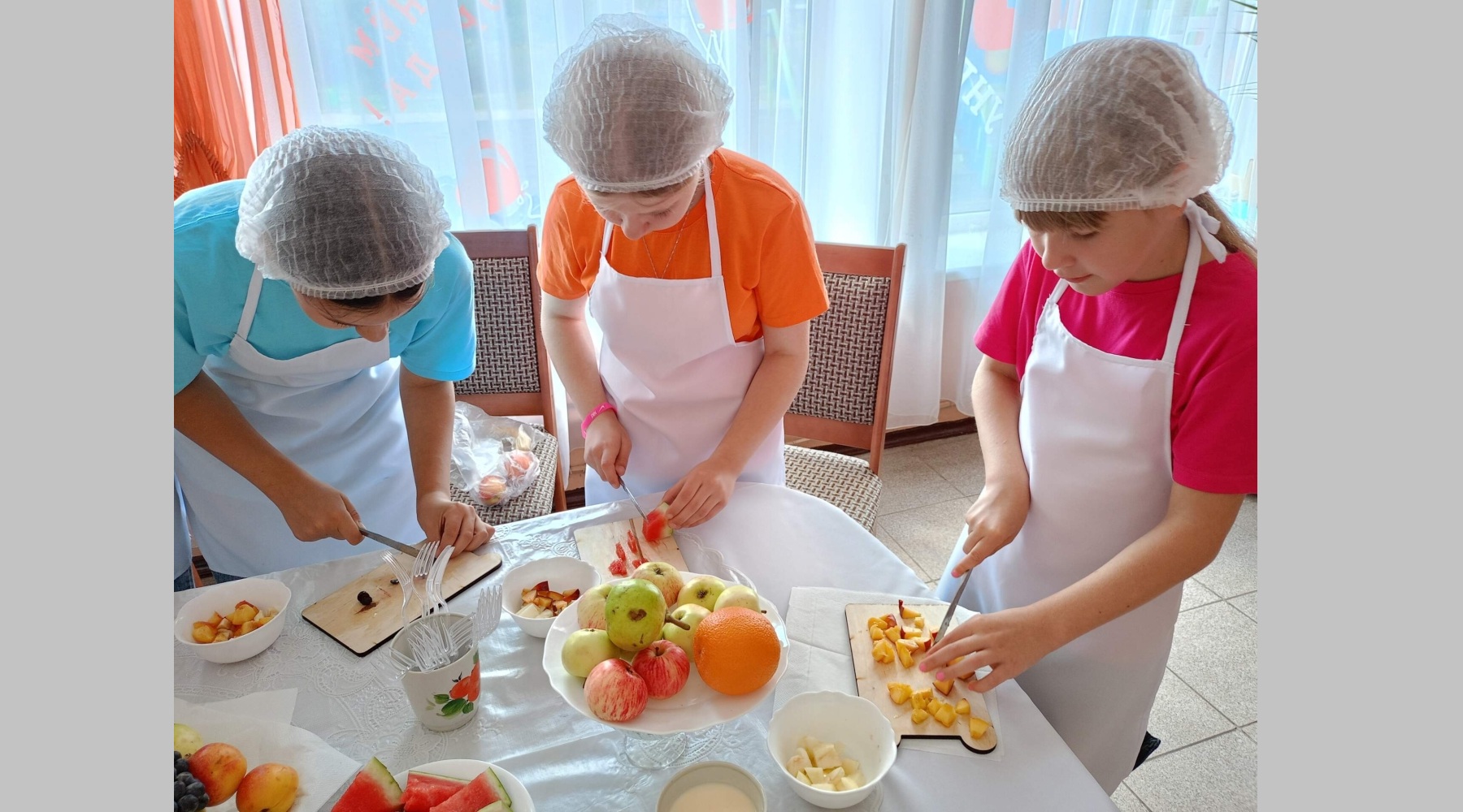 В КДЦ «Луч» для школьников провели кулинарный мастер-класс
