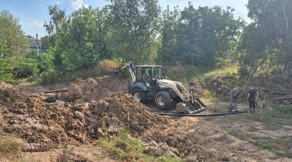 В селе Селечня Брянской области обновляют систему водоснабжения